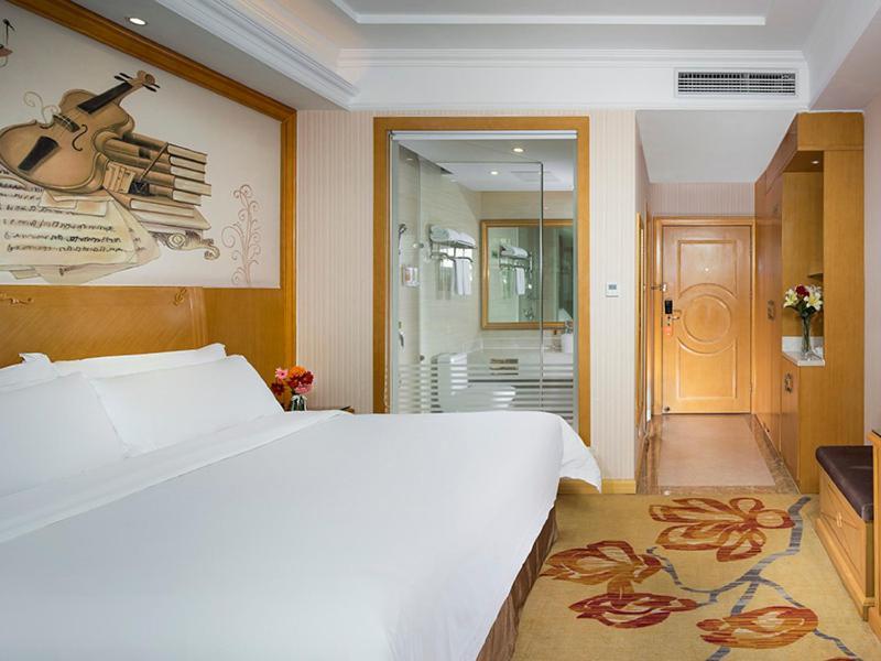 Vienna Classic Hotel Ganzhou Meilin מראה חיצוני תמונה